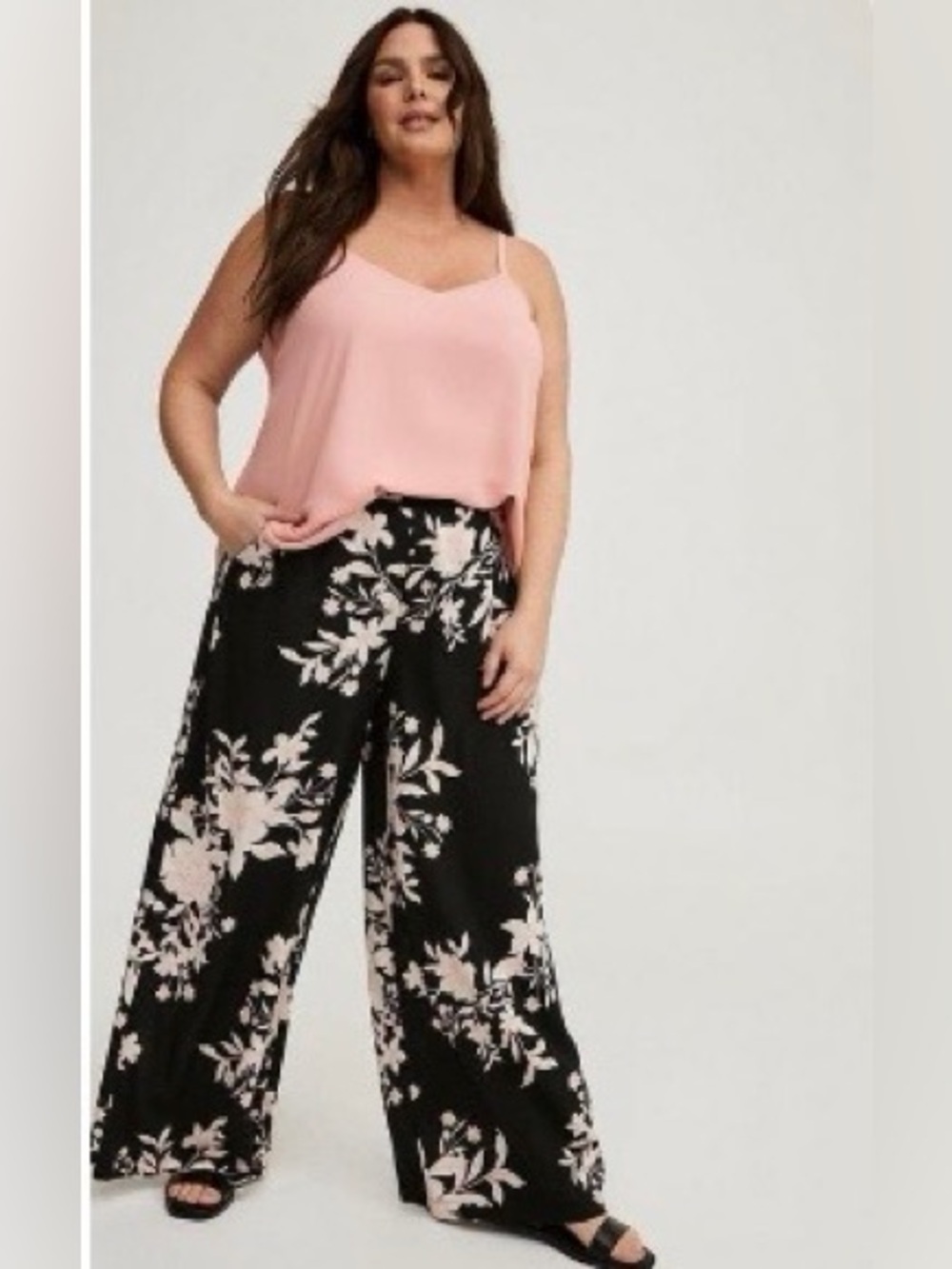 Torrid High rise pull on Challis wide leg pant with Pale Pink Floral Print Sz 3X